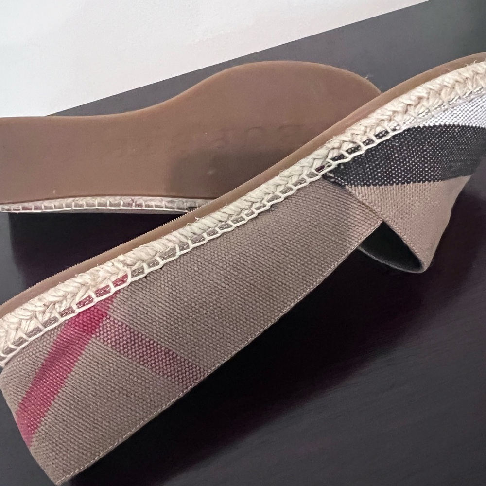 Burberry Taupe and Black Check Canvas Espadrilles - Picture 5 of 7